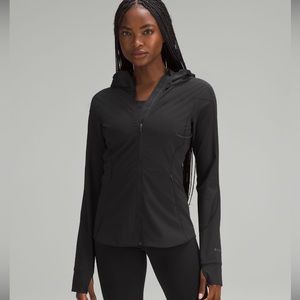 LuLuLemon Black Mist Over Windbreaker